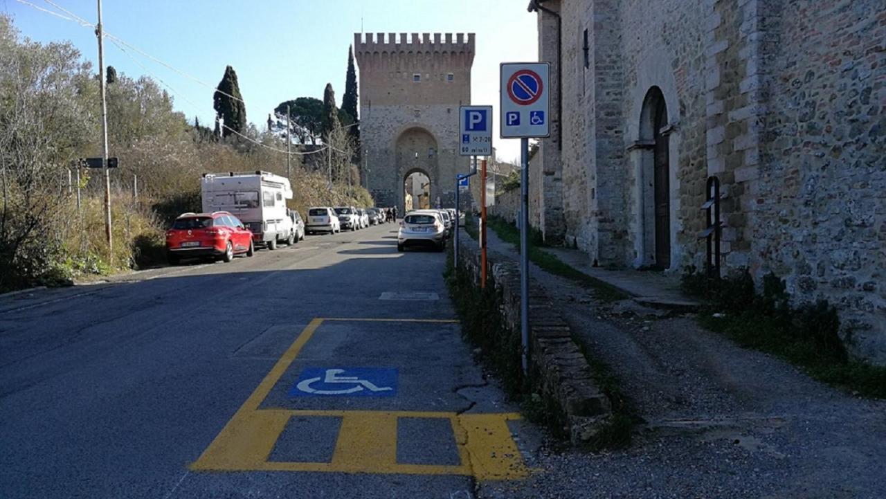 Loft Garibaldi, Garage Privato! Lägenhet Perugia Exteriör bild